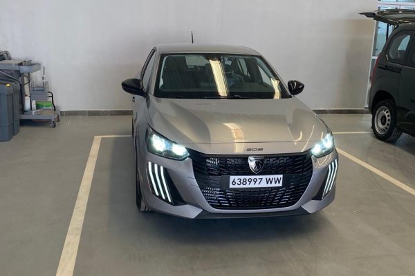 Peugeot 208